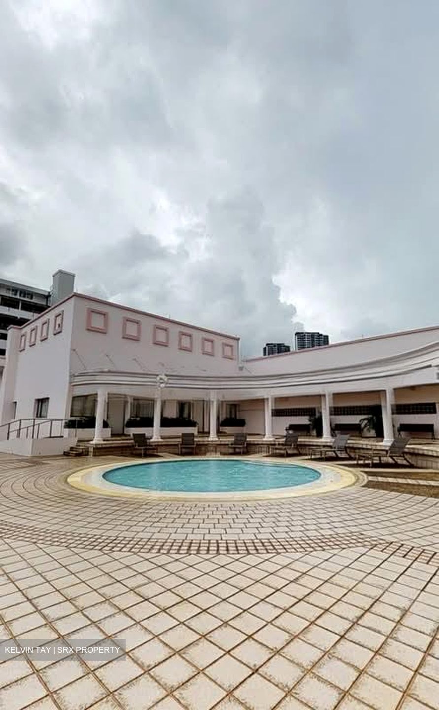 West Coast Road (D5), Apartment #584969561